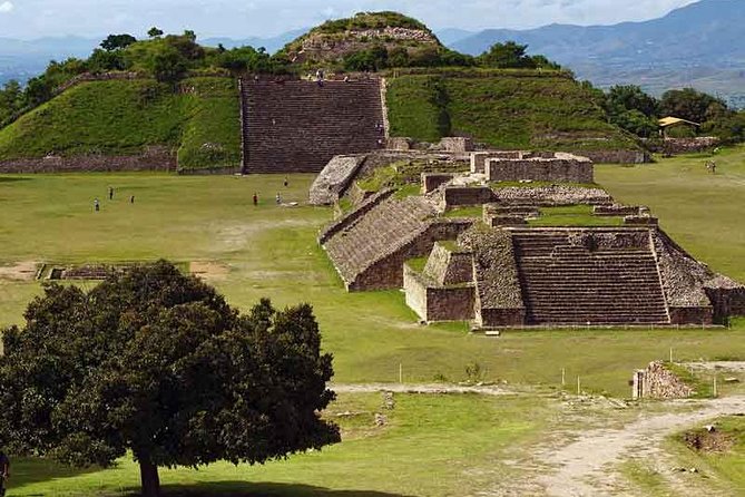 2 Days Oaxaca visiting Monte Albán, Mitla, Hierve el Agua, Mezcal - Who should book this Oaxaca tour