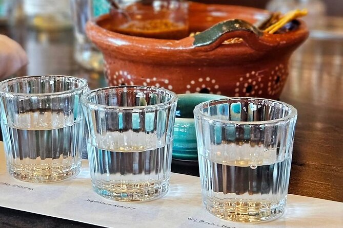 Art & Mezcal - Learning mezcal cocktails in a speakeasy