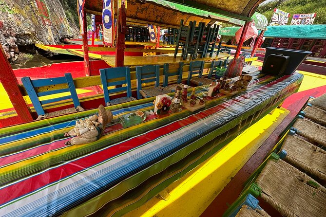 Boat Tour in Mexico City and Mezcal Fiesta with Food and ∞Drinks - Food, beer, tequila, and two mezcal tastings