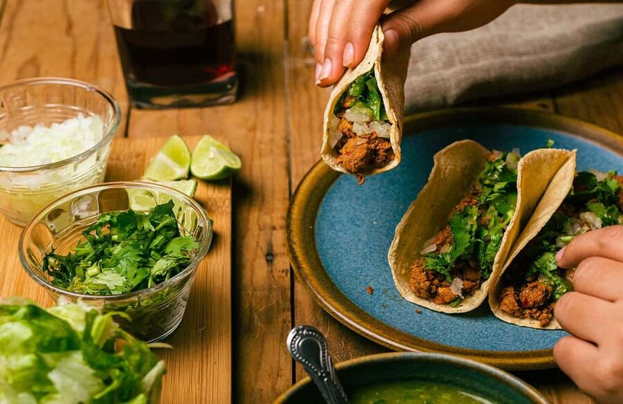 CDMX: Tacos and mezcal night tour - Three taquerias, one evening, and a clear plan
