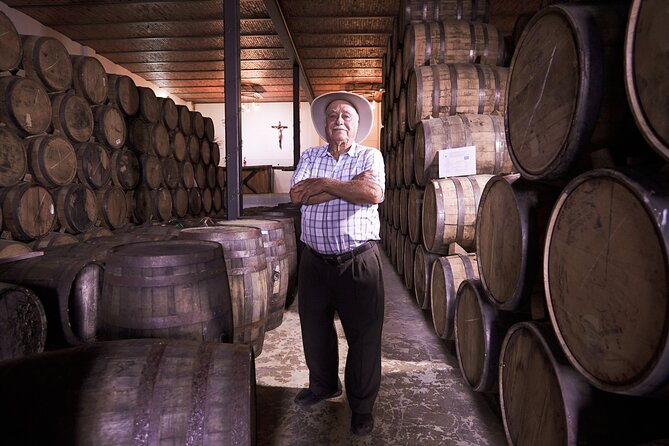Classic Tequila Tour and CANTARITOS EL GÜERO - Lunch in Amatitán, at your own expense