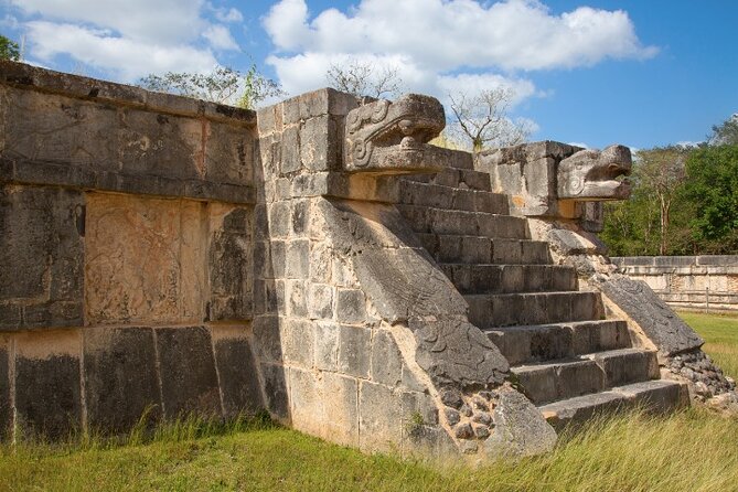 Early morning Chichen Itza Tour: Cenote and Tequila Tasting - Cenote Chichikan brings the day back to life