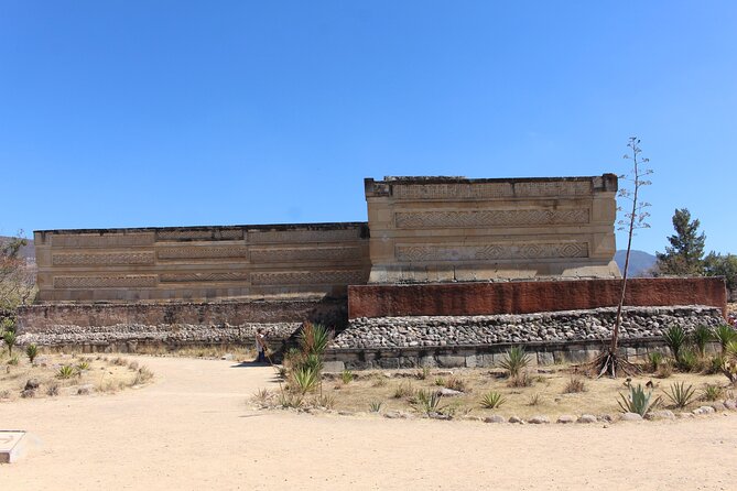 Explore Hierve el Agua, Mitla, Tule, Textile and Mezcal for a day - Guides, vehicles, and the long day