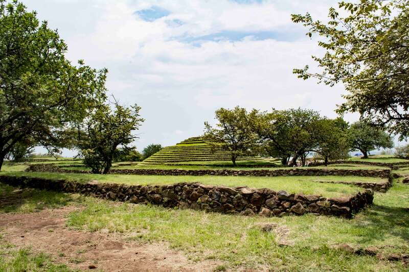 From Guadalajara: Pyramids & Jose Cuervo Tequila Tour - Walking up to the circular pyramids