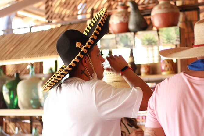 Guided tour of an ancestral Mezcal distillery with transport - Six mezcals and a table of Oaxacan snacks