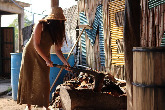 Guided tour of an ancestral Mezcal distillery with transport - Transport from Puerto Escondido