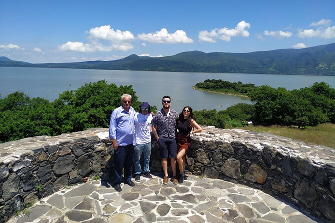 Lake Chapala Tour: Mezcala Island & Ajijic with a Local Expert - Key points at a glance
