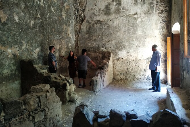 Lake Chapala Tour: Mezcala Island & Ajijic with a Local Expert - Ajijic’s streets, murals, and second boardwalk