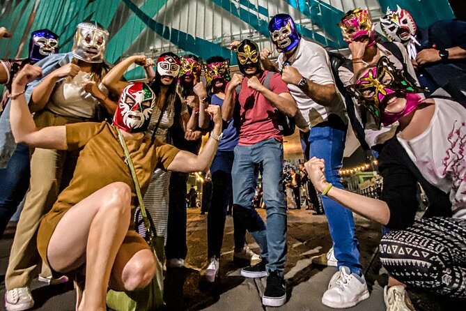 Lucha Libre Experience with Tequila, Walking Tour & Arena Show - Meeting at Hostal Amigo for the first drinks