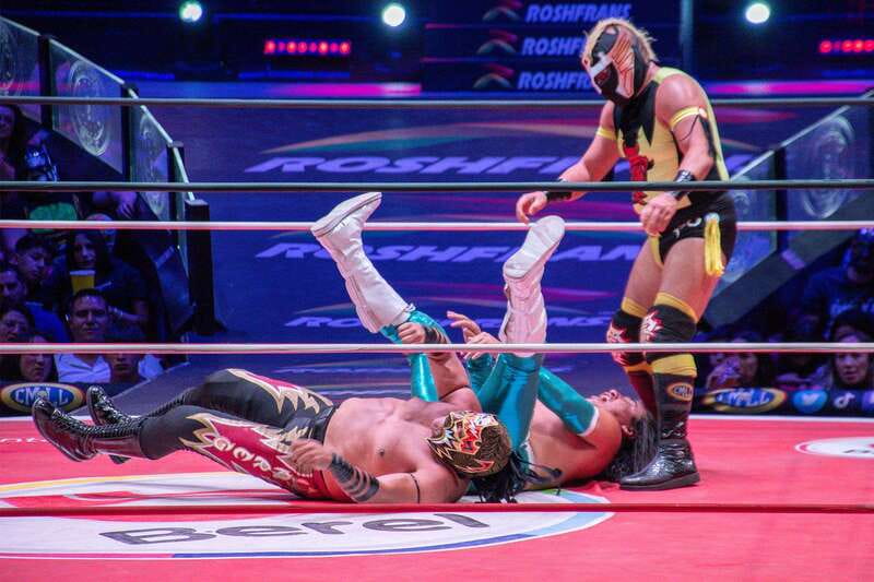Mexico City: Lucha Libre Show, Walking Tour & Tequila - Pulque, tacos, and the cost of eating along the way
