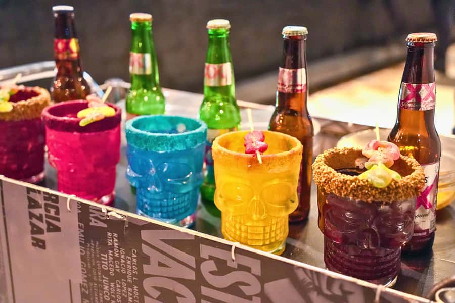 Mexico City: Mexican evening, lucha libre, and tequila - Walking through Mexico City’s center after dark