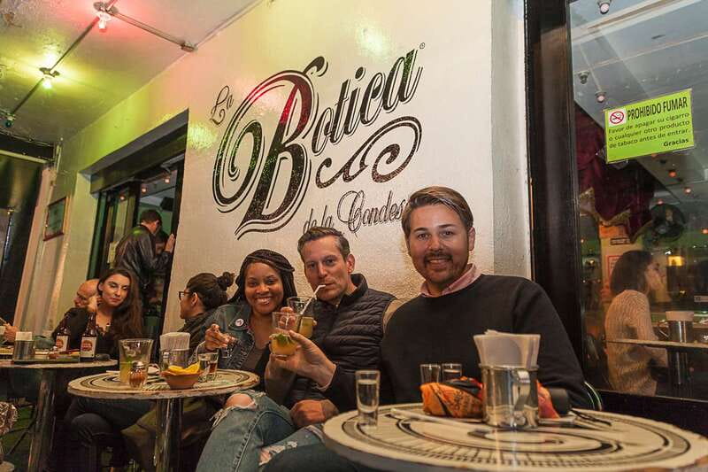 Mexico City: Tacos & Mezcal Night Food Tour - First stop: northern-style tacos