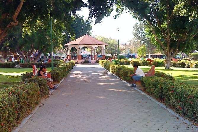 Private City Sightseeing & Shopping Tour with Mezcal Tasting - Who will enjoy this Huatulco tour?