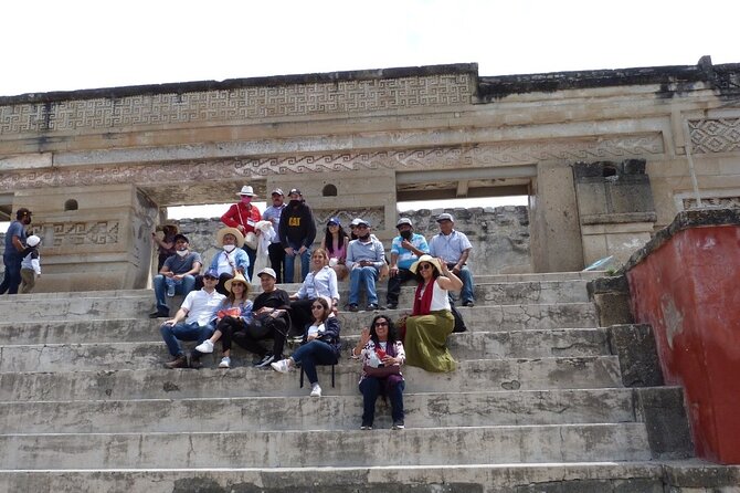 Private Family Tour visitng Mitla, Mezcal Factory, HIerve el Agua - Timing, comfort, and the guide question