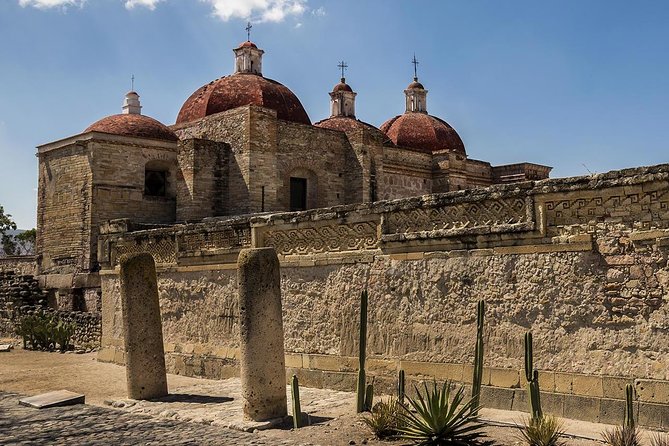 Private Family Tour visitng Mitla, Mezcal Factory, HIerve el Agua - Who should book this private Oaxaca tour?