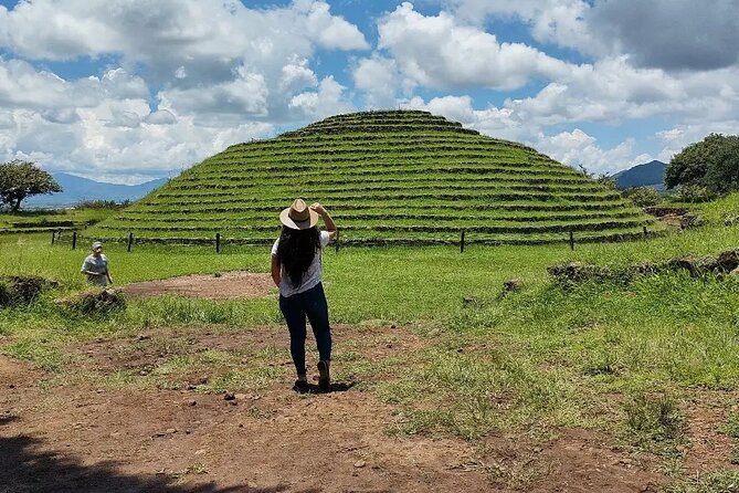 Private Full-Day Tour to Tequila and Guachimontones - Don Cayo and the working side of tequila
