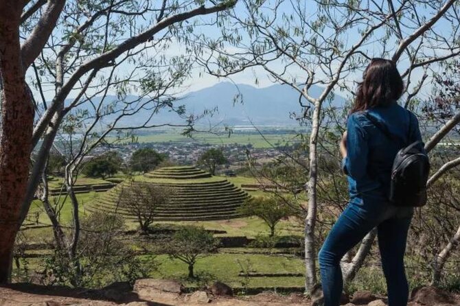 Private Tour one day of Adventure in the Guachimontones and Tequila Pueblo Mágico - A short walk through Tequila town