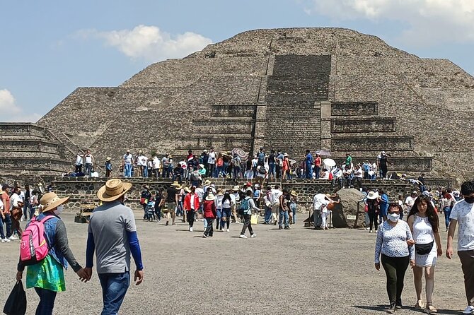 Private Tour Teotihuacan Tequila&quesadilla - Is $160 per person a fair price?