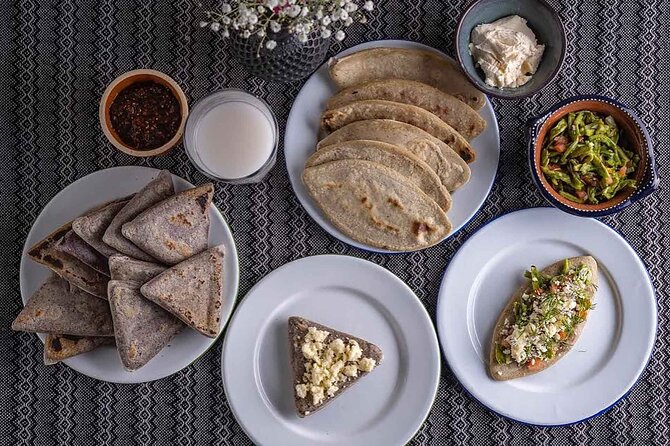 Tacos and Mezcal Experience in Polanco! - Choosing mezcal or Mexican wine