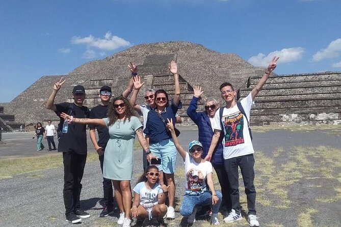 Teotihuacan and Basilica of Guadalupe with mezcal, tequila & handcrafts - Mezcal, tequila, pulque, agave, and crafts