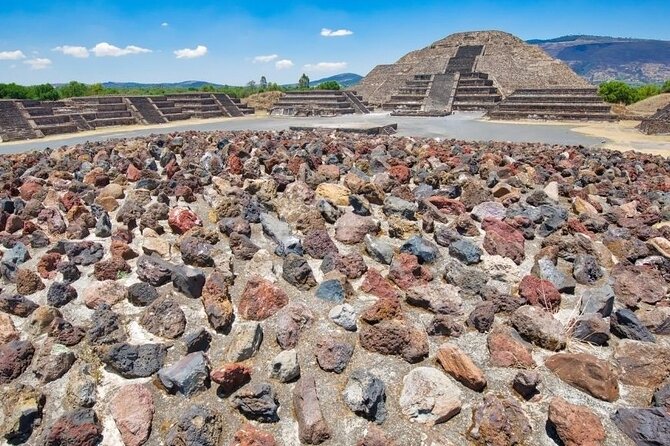Teotihuacan, Shrine of Guadalupe & Tlatelolco - Guides can make or break the day
